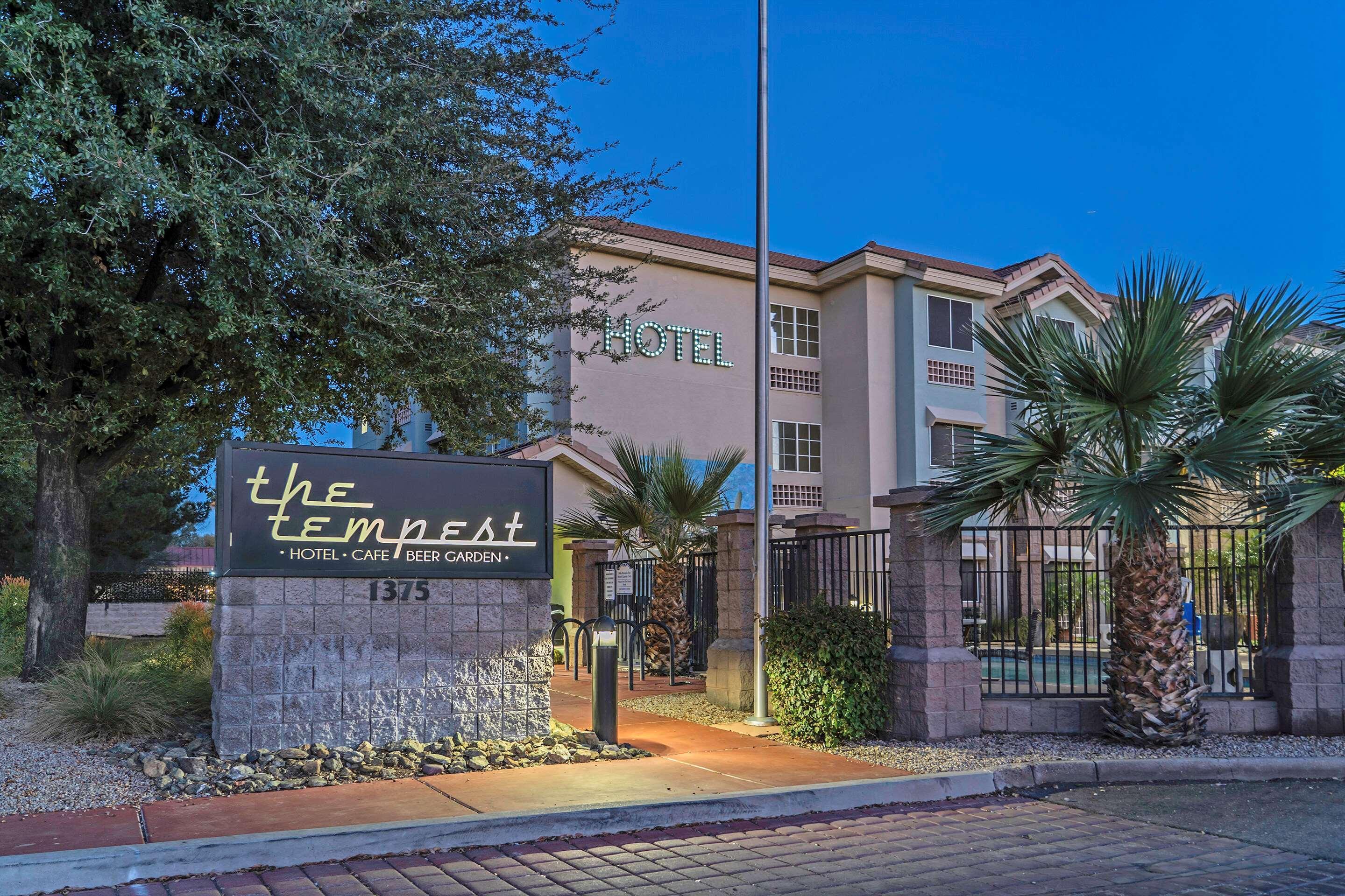 La Quinta Inn & Suites By Wyndham Tempe University, Phoenix Exteriér fotografie
